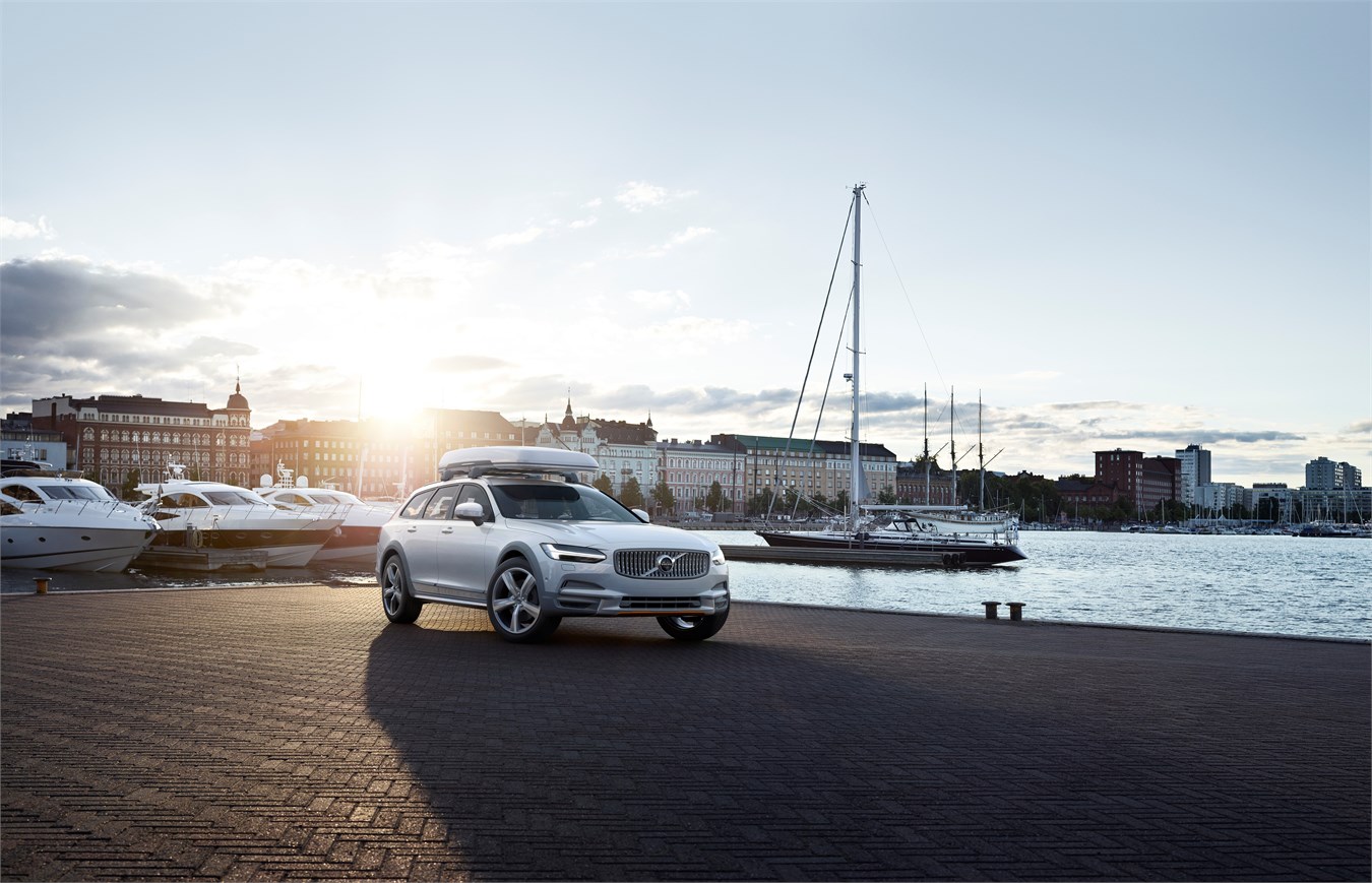 Volvo Car Russia отказывается от использования одноразового пластика в офисе и на всех своих мероприятиях